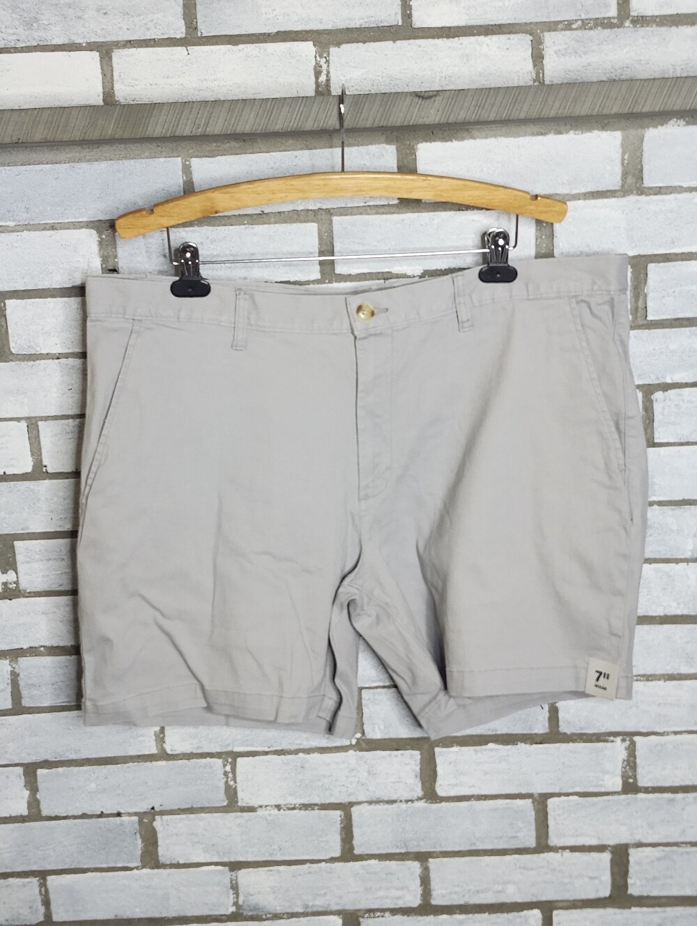 • George Men's Above The Knee Flat Front Chino Shorts Size 40 New Concrete Gray